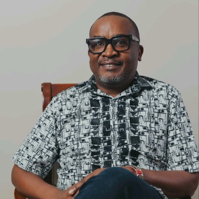 Dr Samuel Njenga