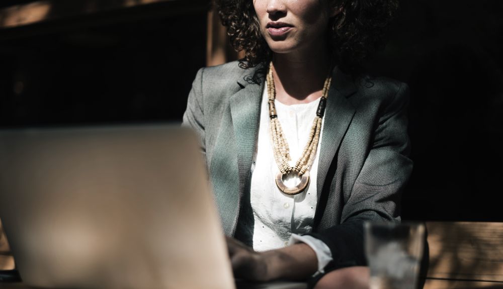 Why more women are falling off the glass cliff